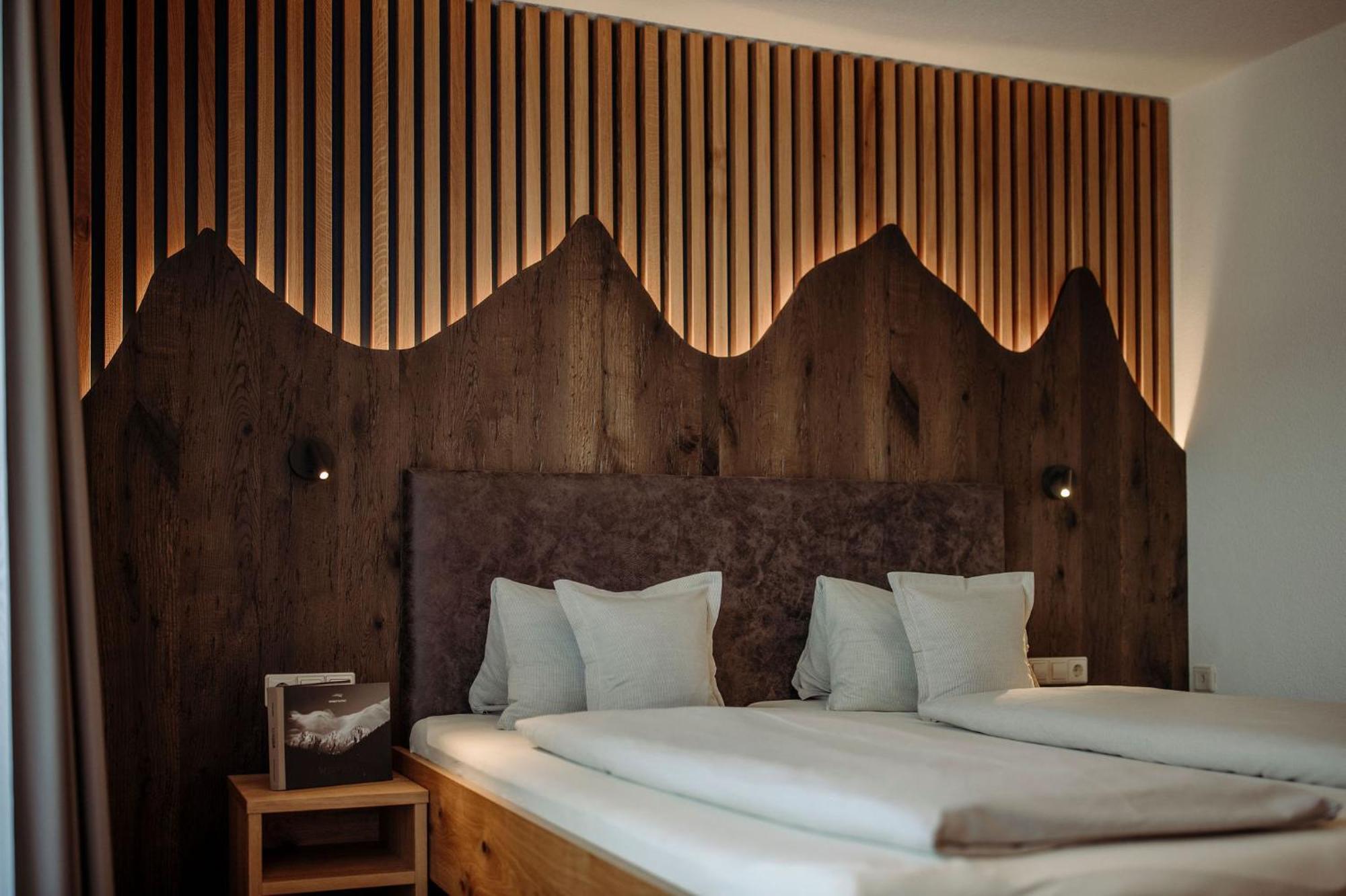 Hotel Waldfrieden Шладминг Экстерьер фото